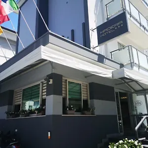 https://hotel-madera.hotelslidodijesolo.com